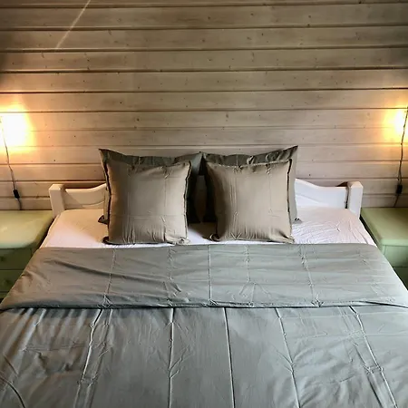 & Ferienunterkuenfte Steinplatte 홀리데이파크 *