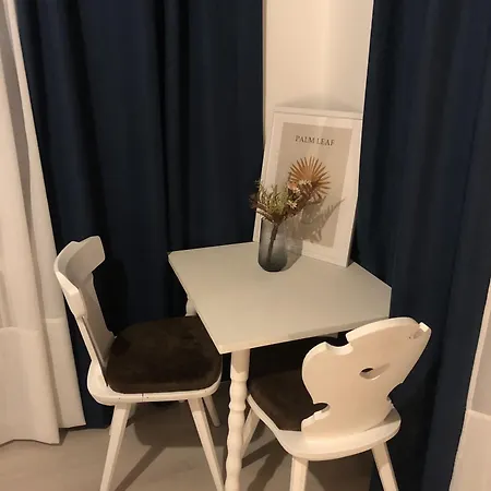 & Ferienunterkuenfte Steinplatte *