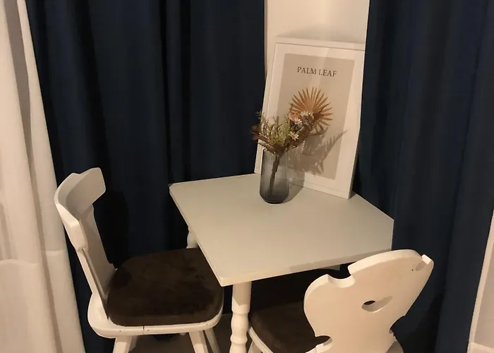 & Ferienunterkuenfte Steinplatte *