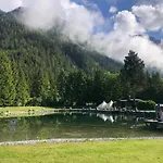 Parque de vacaciones & Ferienunterkuenfte Steinplatte Waidring