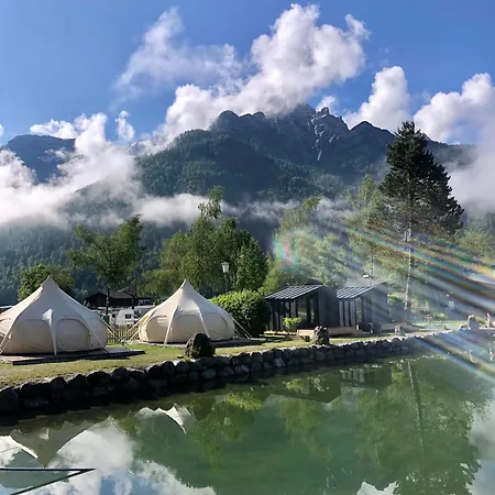 & Ferienunterkuenfte Steinplatte